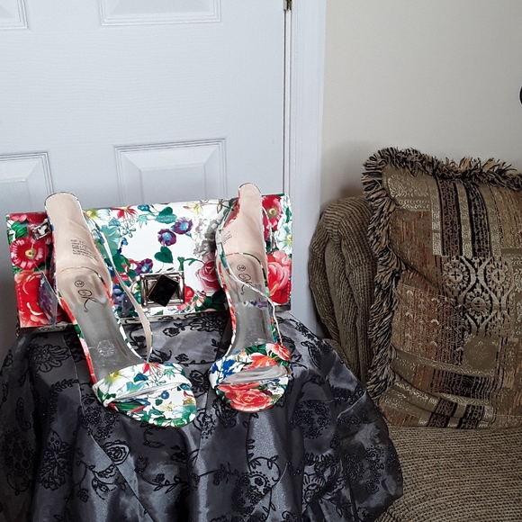 Shoe and purse combo - Picture 1 of 4